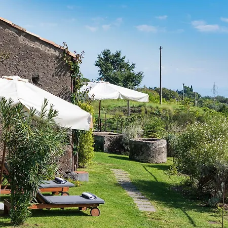 Monaci Delle Terre Nere 5*