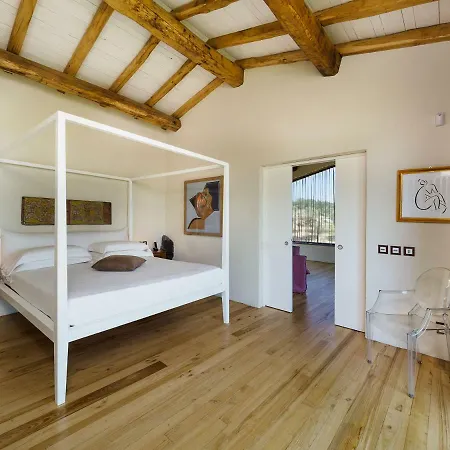 Monaci Delle Terre Nere 5*