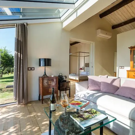Monaci Delle Terre Nere 5*