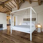 Hotel Monaci Delle Terre Nere 5*