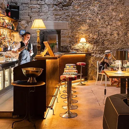 Отель Monaci Delle Terre Nere 5*