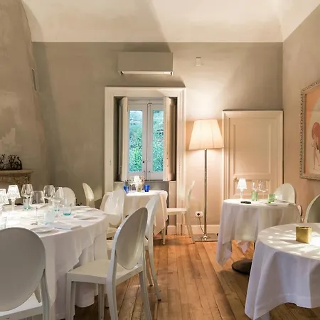 Monaci Delle Terre Nere Hotel