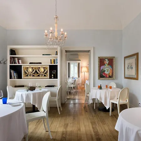 Monaci Delle Terre Nere מלון זפראנה אטניאה