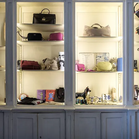 Отель Monaci Delle Terre Nere