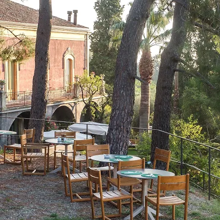 Monaci Delle Terre Nere 5* Цафферана-Этнея