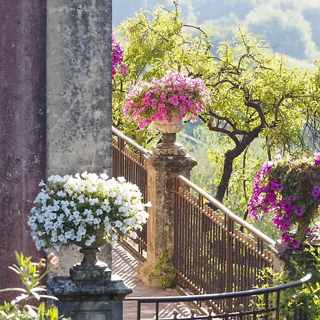 Monaci Delle Terre Nere Цафферана-Этнея