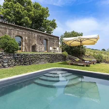 Monaci Delle Terre Nere Цафферана-Этнея